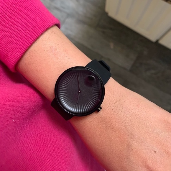 New movado watch - Picture 2 of 7